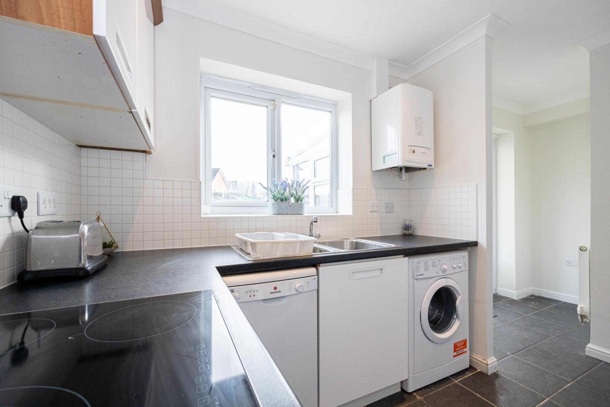 Airstays Apartment 위더셔 외부 사진